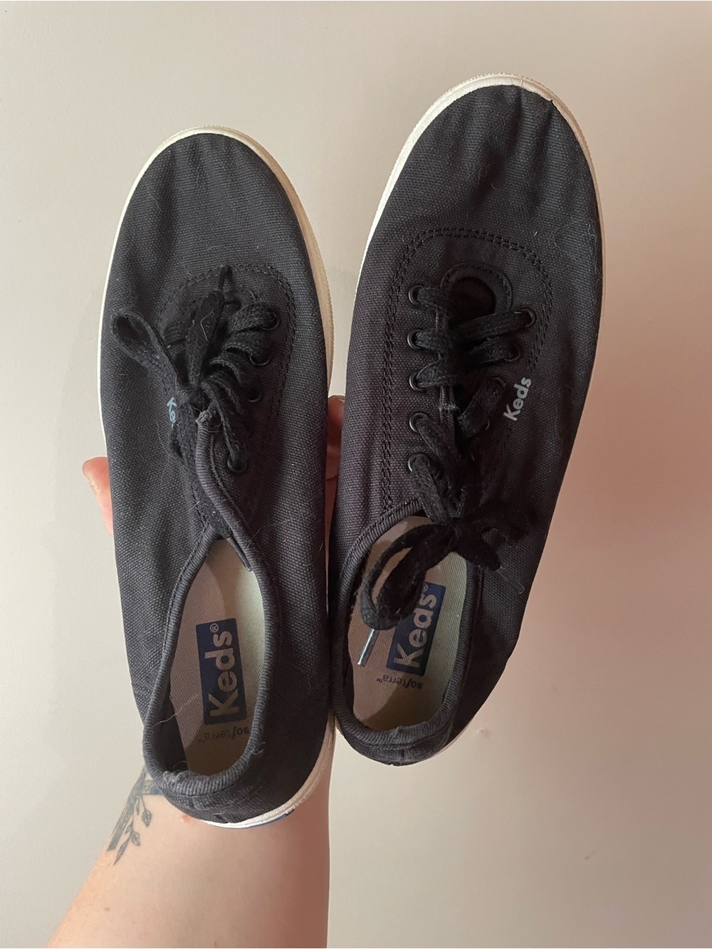 🐱 Keds | Black n White Shoes